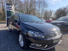 Bild des Angebotes VW Passat Lim. Highline BlueTDI*DSG*ALCANTARA