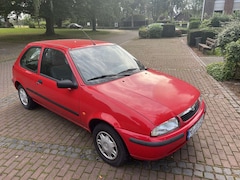 Bild des Angebotes Mazda 121 121