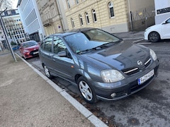 Bild des Angebotes Nissan Almera Tino dCi acenta