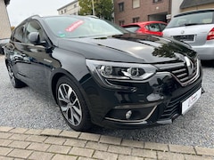 Bild des Angebotes Renault Megane IV Grandtour BOSE-Edition