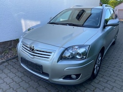 Bild des Angebotes Toyota Avensis Avensis Combi 1.8 VVT-i Combi TEAM *Scheckheft*