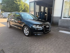 Bild des Angebotes Audi A3 Sportback 1.6 Attraction Climatronic-EFH