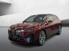 Bild des Angebotes BMW iX xDrive40 Edition Sport Park-Assistent Panorama H&K