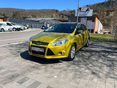 Bild des Angebotes Ford Focus Lim. Titanium*AUTOMATIK*GEPFLEGT**