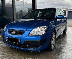 Bild des Angebotes Kia Rio Rio 1.5 CRDi DPF EX