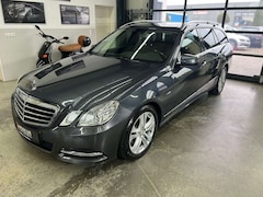 Bild des Angebotes Mercedes-Benz E 250 T Autom. Avantgarde+AHK+Navi+GSD+Kam+Xenon