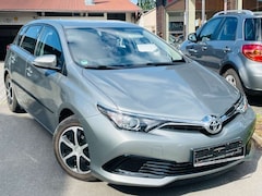 Bild des Angebotes Toyota Auris Cool