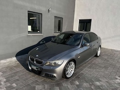 Bild des Angebotes BMW 330 3 Lim. 330i Automatik/Navi/Leder/M-Paket