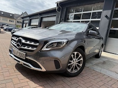 Bild des Angebotes Mercedes-Benz GLA 180 2.Hand Navigation Euro 6 48tkm