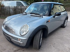 Bild des Angebotes MINI Cooper 1,6 Benzin *Klima*TÜV 09/2027*Panoramdach