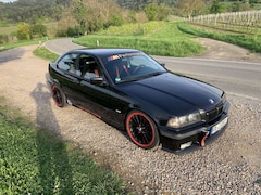 Bild des Angebotes BMW 323 323i Sport Edition