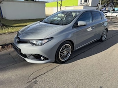 Bild des Angebotes Toyota Auris Team D