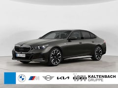 Bild des Angebotes BMW 520 i M-Sport Pro AHK 360° PANO B&W HUD ACC