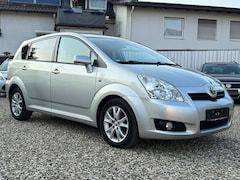 Toyota Corolla Verso 2.2 D-4D Sol 1Hand Klima PDC Alu. 6-Gänge