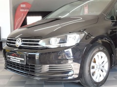 Bild des Angebotes VW Touran 1.6 TDI Comfortline DSG/ACC/NAV/SHZ/PDC