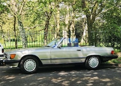 Mercedes-Benz 560 SL Fahrspass ohne Wartungsstau