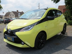 Bild des Angebotes Toyota Aygo x 1.Hand!! SR+WR!!Klimaaut.!! Temp.!!Erst 40Tkm!!