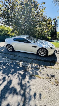 Bild des Angebotes Aston Martin Vantage V8 Sportshift