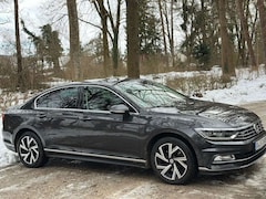 Bild des Angebotes VW Passat 2.0 TDI SCR 4Mot DSG Highline