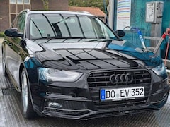 Audi A4 A4 Avant 2.0 TDI DPF quattro S tronic Attraction