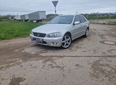 Lexus IS 200 Xenon, Service Neu, Tüv 02/2027