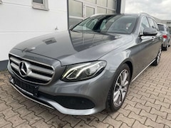 Bild des Angebotes Mercedes-Benz E 200 T W213 Autom./eSD/LED/Navi/Avantgarde/Kamer