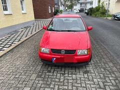 VW Polo 75 Servo