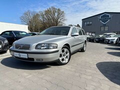 Bild des Angebotes Volvo V70 2.4 Comfort/VOLVO S-Heft/1.Hand/Klima/SHZ