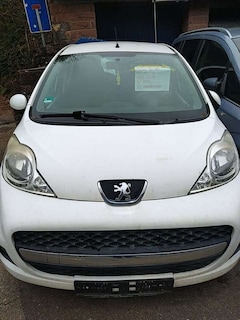 Bild des Angebotes Peugeot 1007 75 Filou