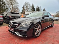 Bild des Angebotes Mercedes-Benz E 63 AMG Lim. E 63 AMG 4Matic Leder/Panorama/Kam/LED