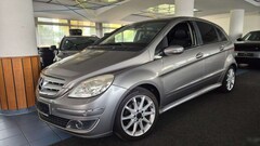 Bild des Angebotes Mercedes-Benz B 200 Turbo/AHK/Xen/Pano/Sportsitze/Temp