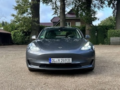 Bild des Angebotes Tesla Model 3 82kW AWD LR, Advanced Autopilot, Anhängerkuppl.