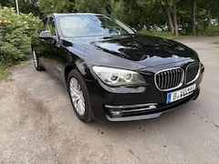 Bild des Angebotes BMW 740 740d xDrive STANDH,SOFTCL,KEYLESS,sehr gepflegt