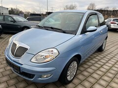 Bild des Angebotes Lancia Ypsilon 1.2 8V Argento