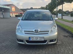 Bild des Angebotes Toyota Corolla Verso Corolla Verso 2.2 D-4D