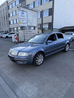 Bild des Angebotes Skoda Superb Automatik,Lpg,Tüv+große Inspektion neu,131Km