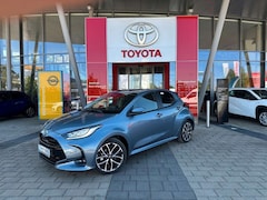 Toyota Yaris Hybrid Teamplayer + TECHNIK-PAKET