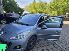 Bild des Angebotes Peugeot 207 207 SW 120 VTi Automatik Premium