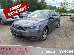 Bild des Angebotes VW Jetta 2.0 TDI DSG CL StandHz PDC SHZ Climatr LM