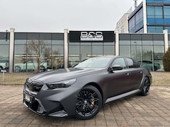 Bild des Angebotes BMW M5 Limousine ACC,HUD,B&W,KERAMIK,360,CARBON