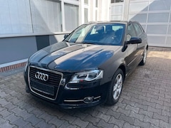 Bild des Angebotes Audi A3 Sportback 1.6 TDI Attraction*SITZHEIZUNG*