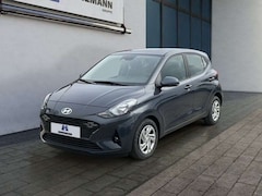 Bild des Angebotes Hyundai i10 1.0 Comfort -NAVI-KAMERA-EINPARKHILFE-CARPLA