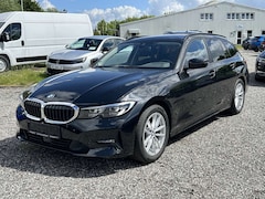BMW 320 d Touring / Advantage / Panorama / AHK