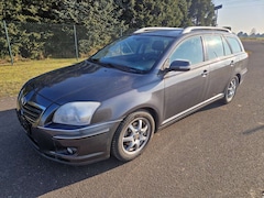 Bild des Angebotes Toyota Avensis Avensis Combi 1.8 VVT-i Combi Executive