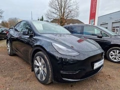 Bild des Angebotes Tesla Model Y Long Range Dual AWD AHK+NAV+Wärmep.+Pano