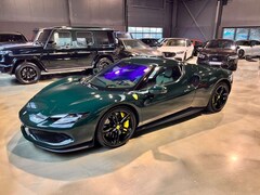 Bild des Angebotes Ferrari 296 GTB VERDE BRITISH GREEN/LIFT/RACING SEATS
