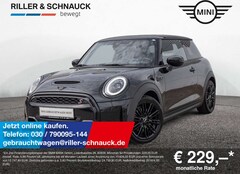 Bild des Angebotes MINI Cooper S Classic Trim PANO+HUD+KAM+LED