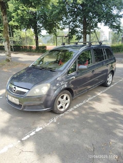 Bild des Angebotes Opel Zafira Zafira 2.2 Edition