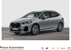 Bild des Angebotes BMW 220 i Active Tourer M Sport + DA+ + PA+ + AHK + PANO +