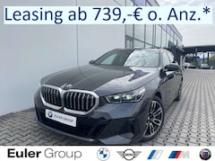 Bild des Angebotes BMW 540 d xDr. Tour. M Sport AHK Pano B&W StandHz Travel+C